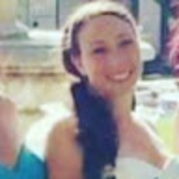 Meet your Posher, Amanda - Picture 1 of 1